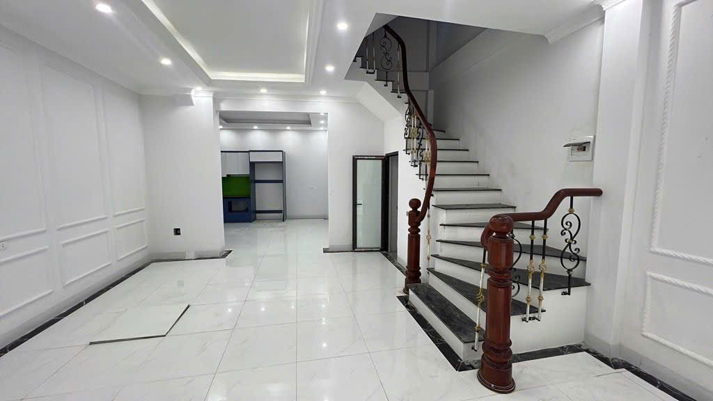 Bán nhà phố Hà Trì 3, Hà Đông, 31m2, sổ đỏ chính chủ, giá 6,5 tỷ.