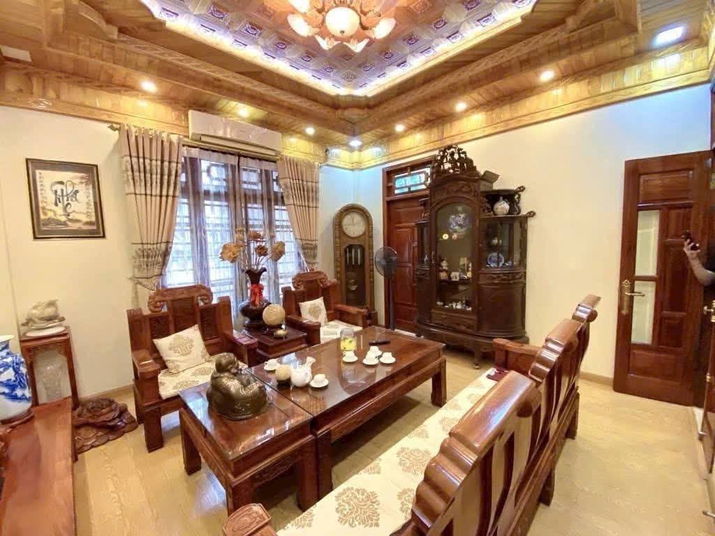 Bán nhà phố Trung Kính, lô góc ô tô tránh, kinh doanh, nhỉnh 25 tỷ
