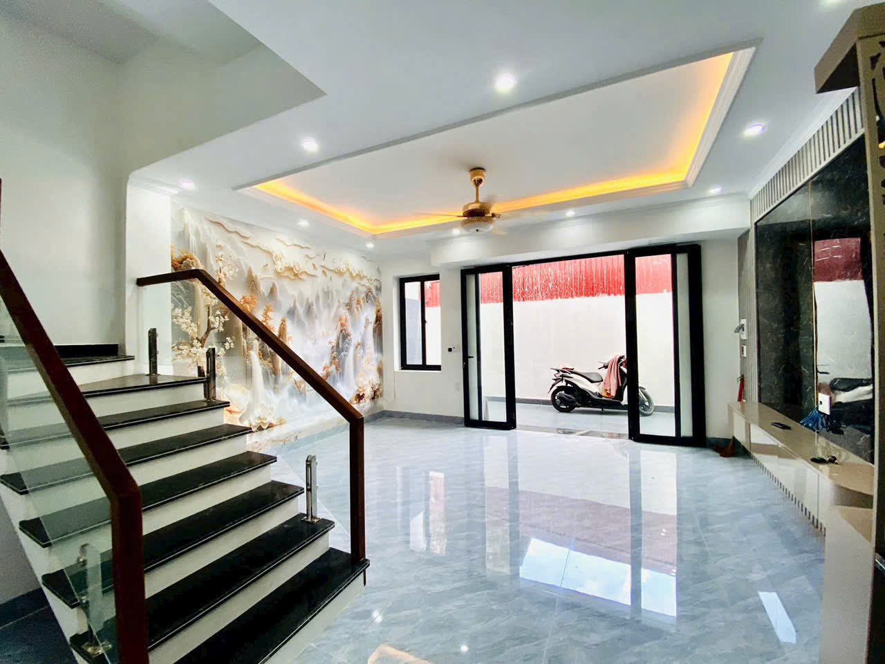 NHÀ XÂY MỚI NGUYỄN TƯỜNG LOAN 4 TẦNG GIA 4,6TYR-3