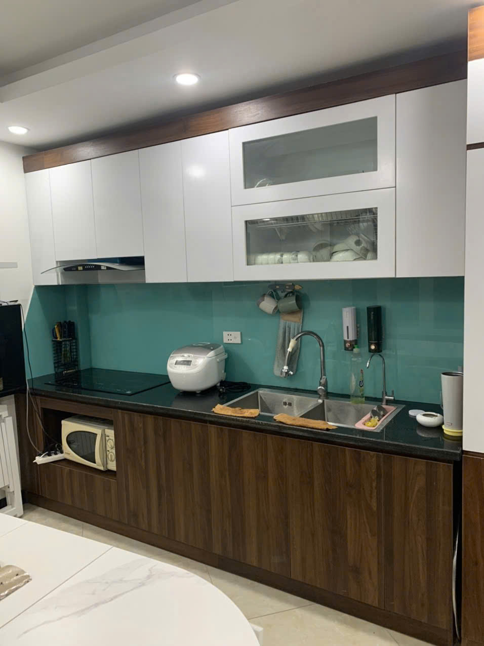 BÁN NHÀ 5 TẦNG VỊ TRÍ ĐẸP – THẠCH BÀN, LONG BIÊN – ĐÃ LẮP ĐIỆN NĂNG LƯỢNG MẶT TRỜI – SỔ ĐỎ CHÍNH CHỦ