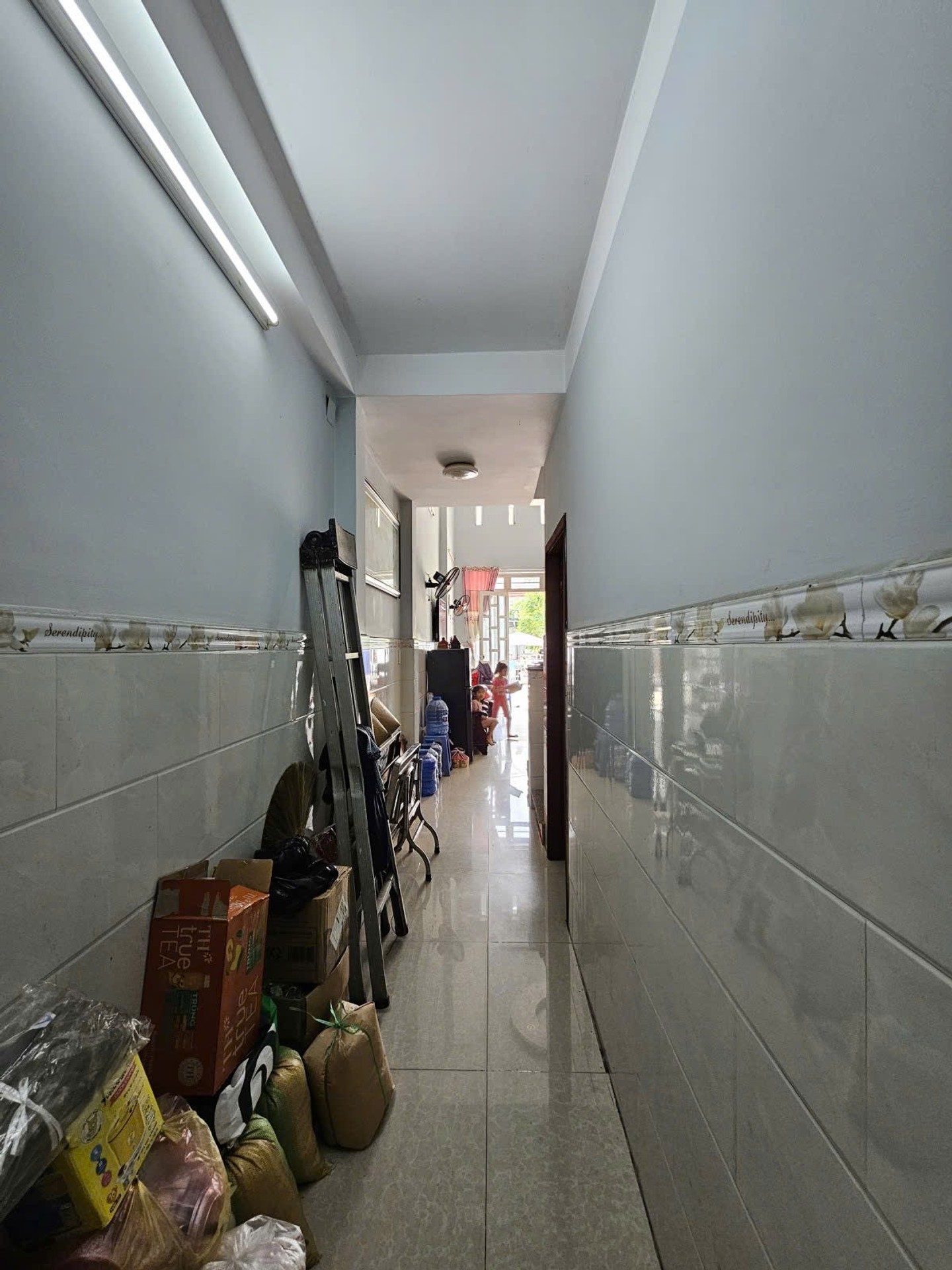 Bán  Nhà  3 Tầng  Đường Nhựa 10m Có Lề Ngay Kênh Tân Hóa  150m2  Ngang 5m Nhỉnh 16 Tỷ