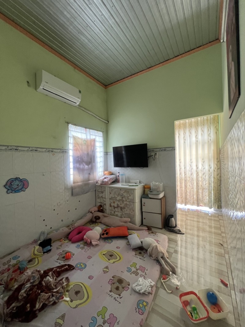 Bán nhà 2 Tầng Hòa Bình,SHR đường xe hơi,gần trường TH Nguyễn Khắc Hiếu