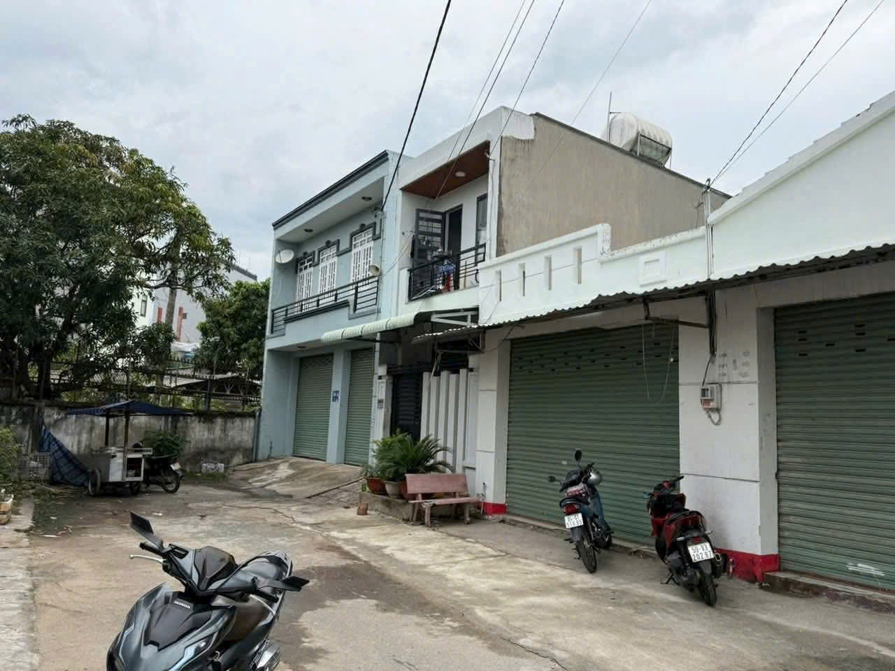 XƯỞNG (8X18) NỞ HẬU CỰC ĐẸP – SÁT TÔ KÝ, HÓC MÔN (NGAY PCC ĐẤT VIỆT)