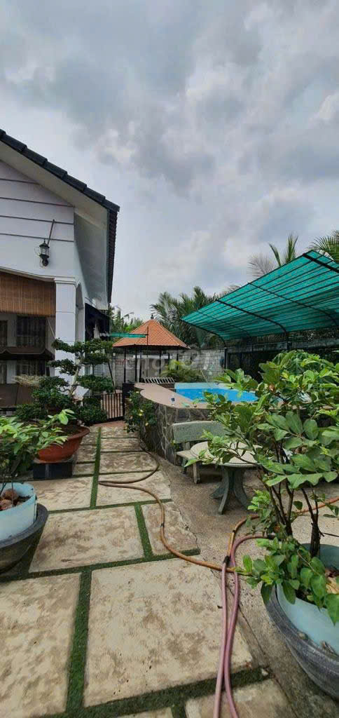 * Nhà bán tại  đường Lý Thái Tổ, Đại Phước, Đồng Nai. Diện tích 646m²