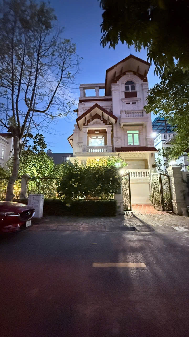 🏡Biệt thự Sao Đỏ - Anh Dũng II- Chân Cầu Rào 2 - 4 Tầng 400M G.iá 23.8 tỷ-4