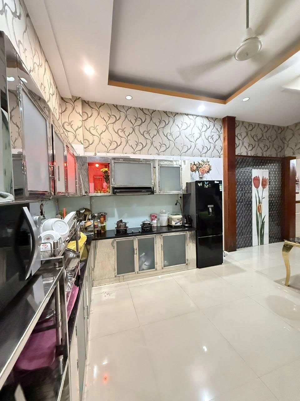 Bán nhà hẻm 4m DUy Tân - ngay Chợ Vải Tân Bình, 5x14m, 4 Tầng - 4 PN, hạ sâu còn  8,9 Tỷ.