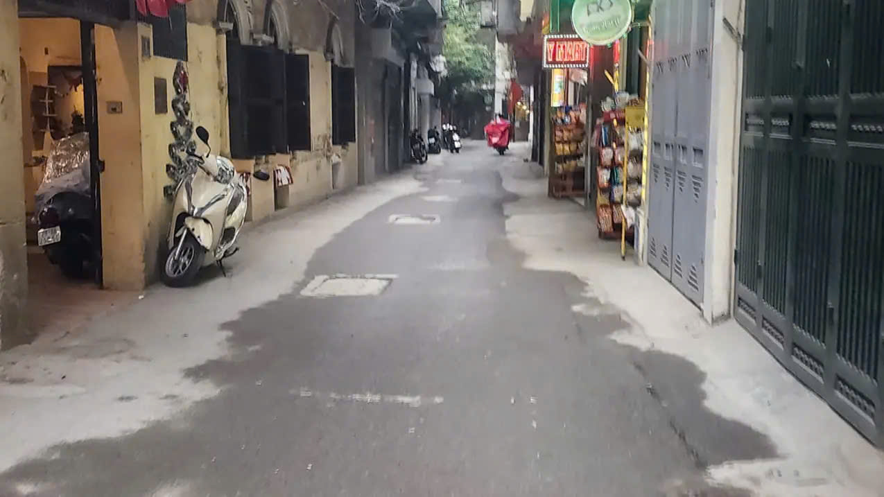 # 2.9x tỷ Kiệt Ô tô thẳng thấy MT Nguyễn Hoàng, 2 tầng đang Kinh Doanh