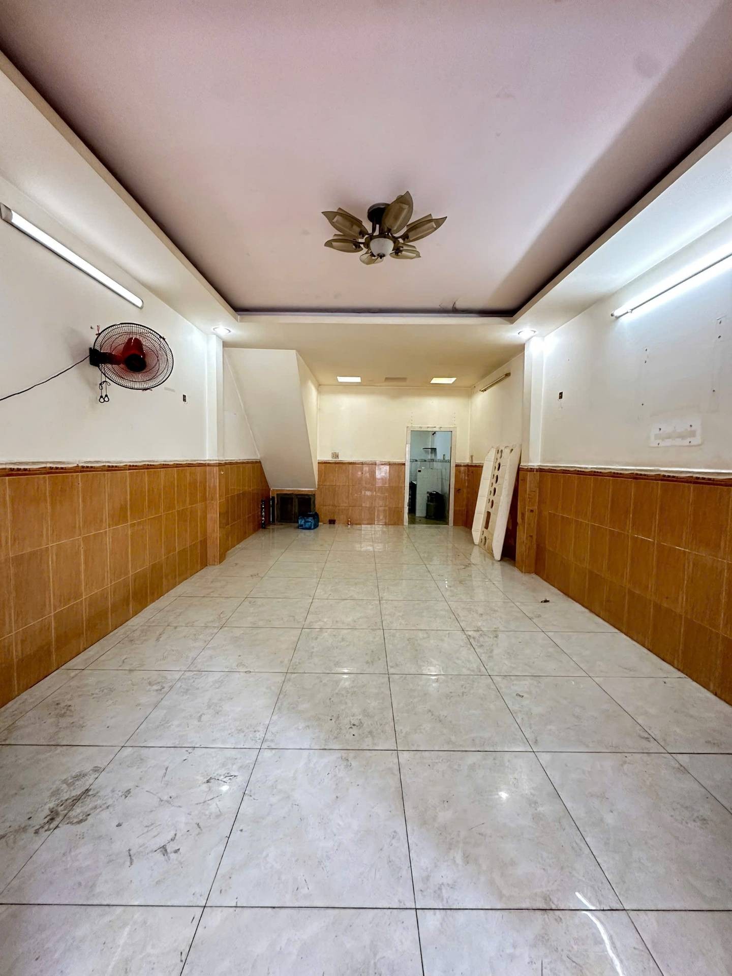 Nhà Hẻm Ô Tô Thoại Ngọc Hầu Phú Thạnh Tân Phú  50m2 3 Tầng  5 Phòng Ngủ  Chỉ 5.9 Tỷ