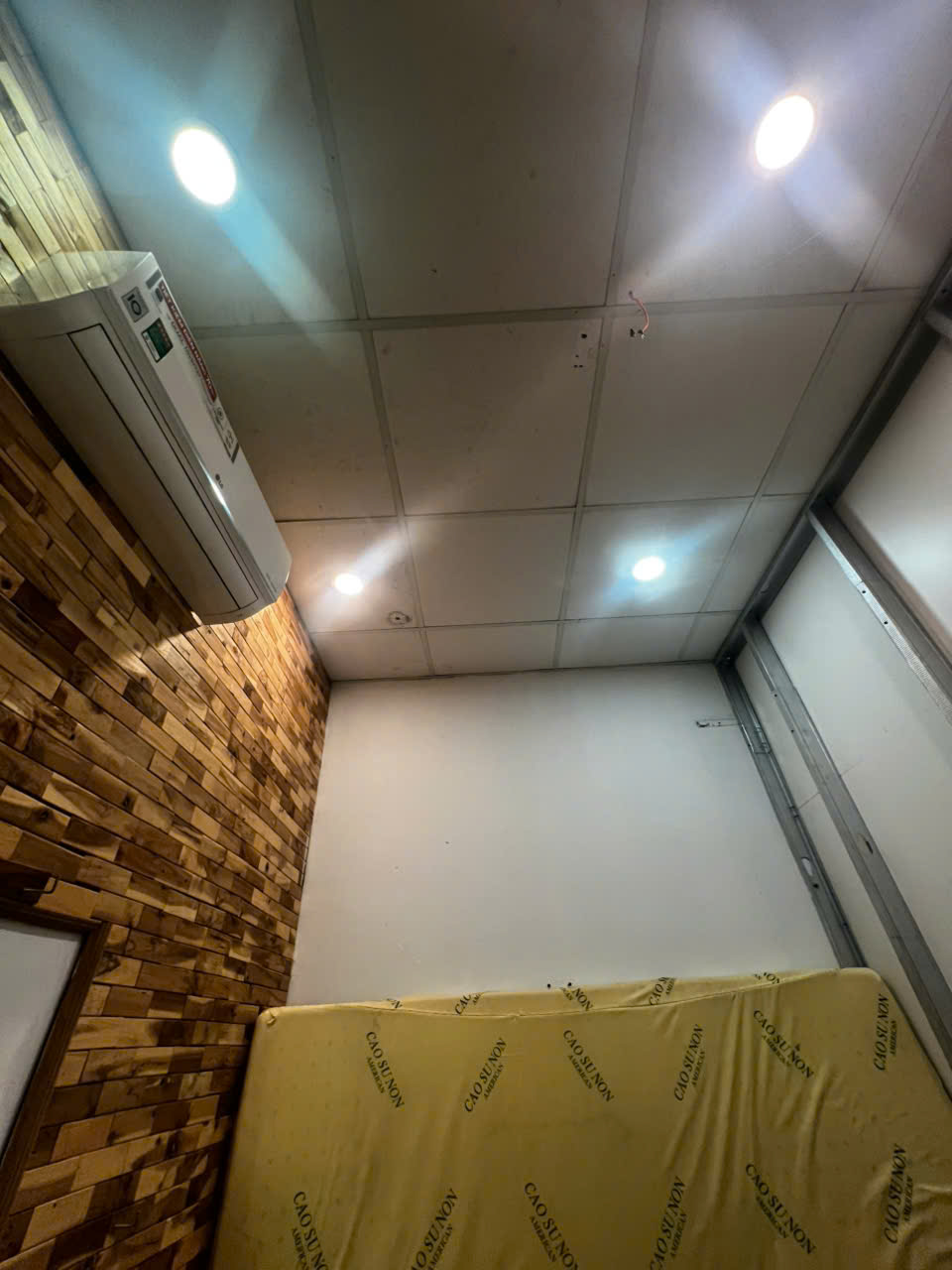 Sang quán cà phê, bò kho Mặt tiền, số 19 trương định. Diện tích 4,5x15 Giá thuê 8tr/tháng-4