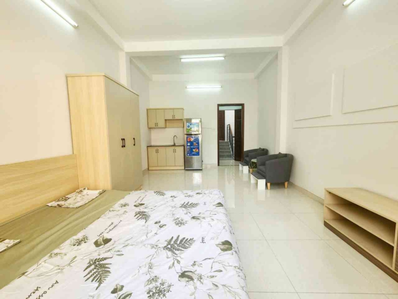 [O2576*] Mặt tiền Bành Văn Trân 11P CHDV thu nhập 70tr/tháng, sát Chợ Tân Bình, giá 24.x tỷ!
