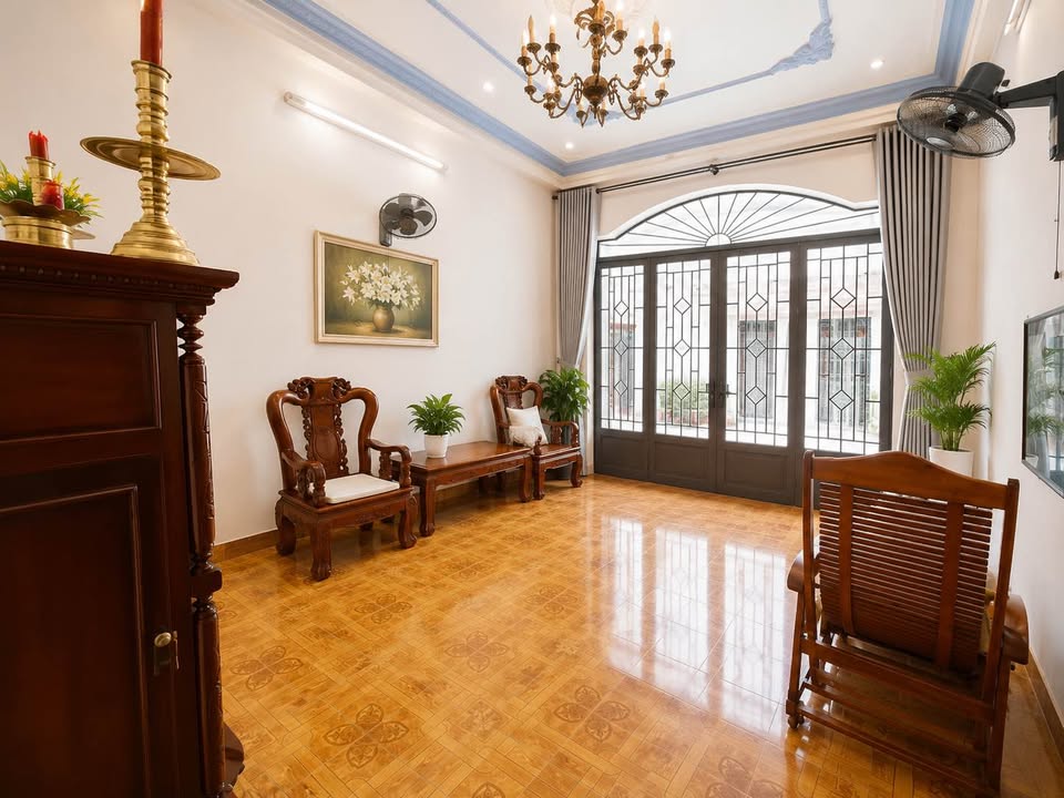 SIÊU PHẨM TRƯỜNG CHINH – HXH THÔNG – SÁT MẶT TIỀN – 107M² NỞ HẬU – 3 TẦNG 6PN CHỈ 10.X-3