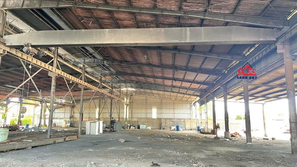 XN363 nhà xưởng kiên cố cho thuê SX ngày đêm, thích hợp cơ khí nặng. sẵn cầu trục