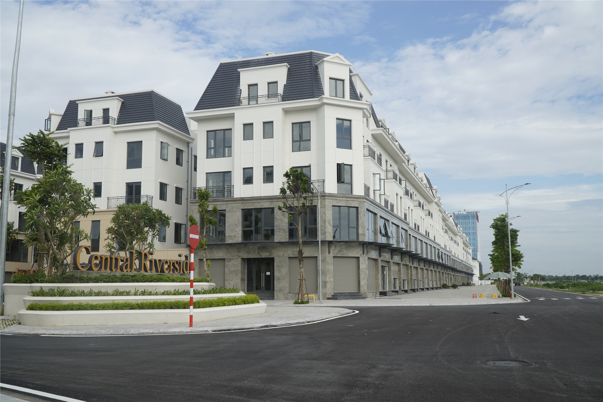 LIỀN KỀ, SHOPHOUSE CUỐI CÙNG - CENTRAL RIVERSIDE. TT 50% NHẬN NHÀ.  CĐT: 09666 343 969-3