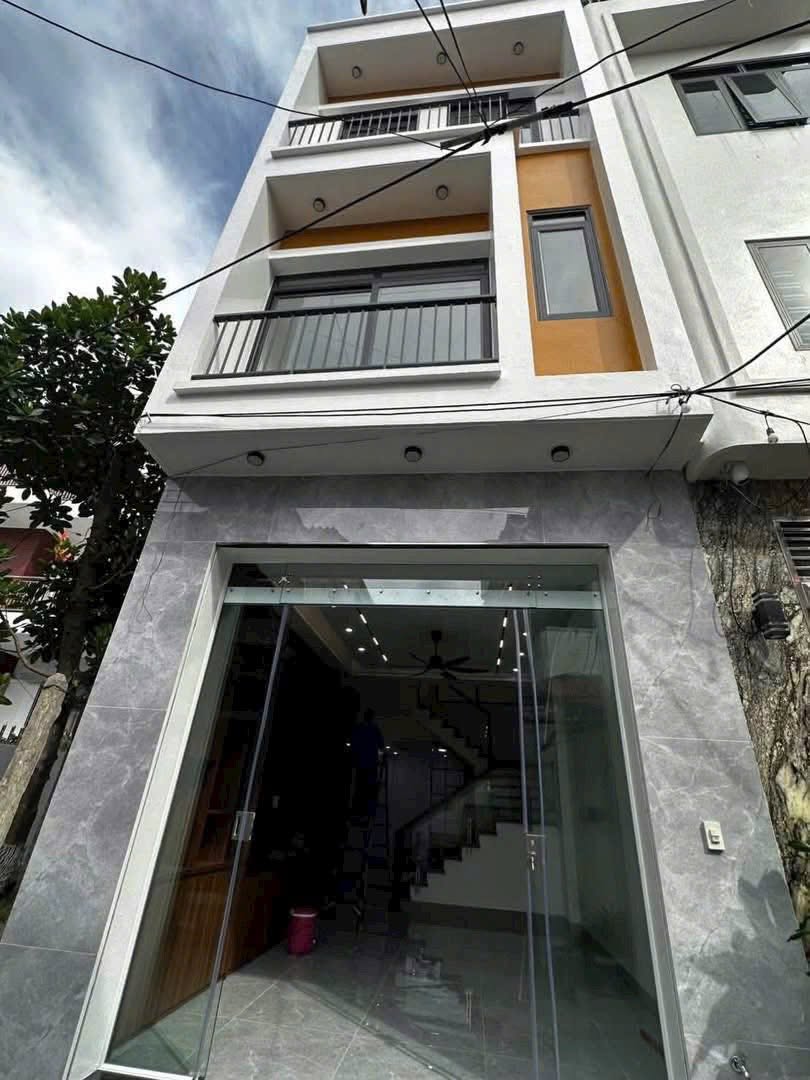 Bán nhà ngõ phố Hoàng Lộc, ph Lê Thanh Nghị, TP HD, 52m2, mt 4m, 3 ngủ, 3 vs, mt 4m, ngõ oto chỉ 3 -4