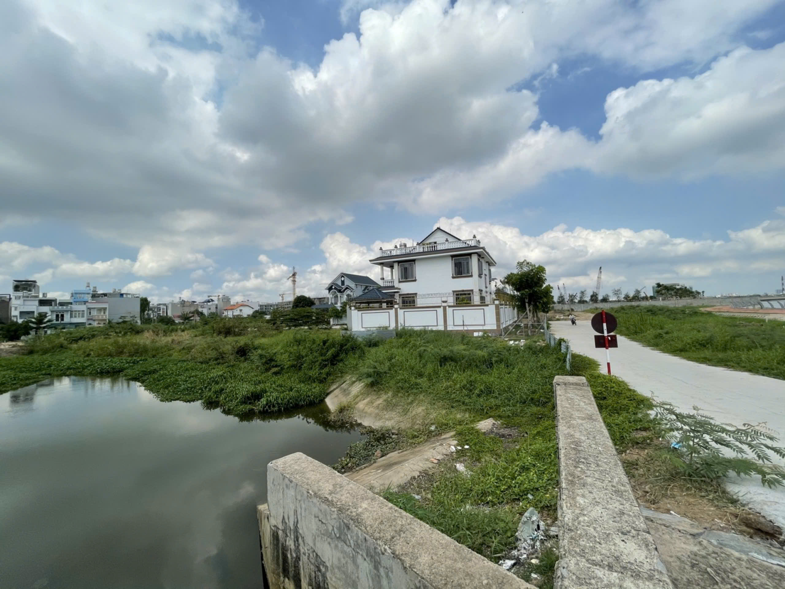 Bán Lô Đất Biệt Thự Nghỉ Dưỡng Gần Sông Đường Số 9, Phường Hiệp Bình Phước, Thành Phố Thủ Đức-3