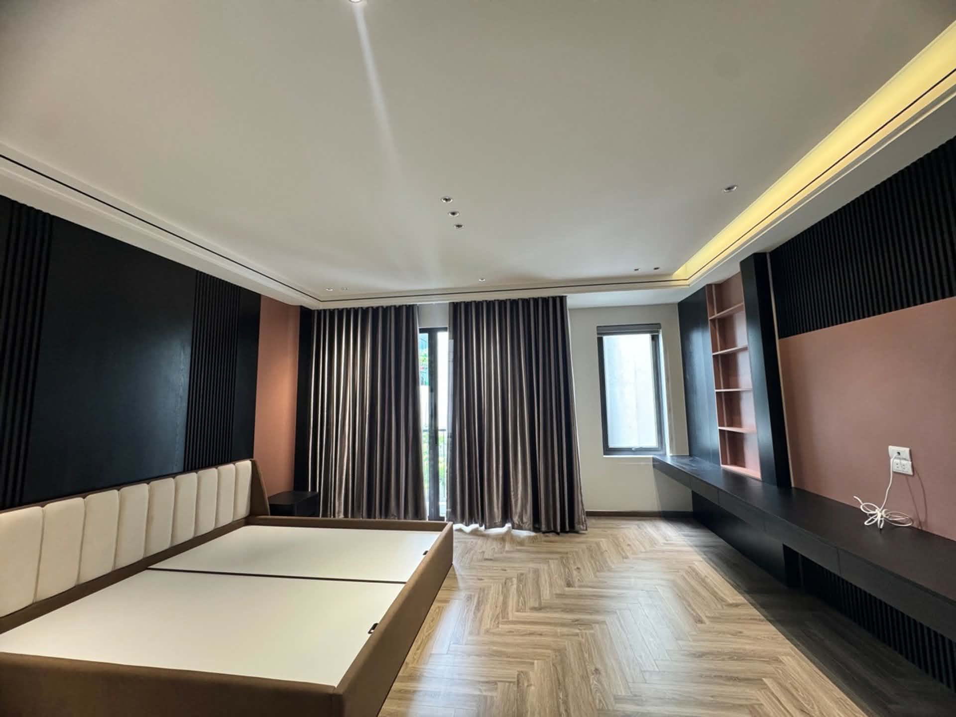 BÁN NHÀ THẠCH BÀN 50M2- 7 TẦNG THANG MÁY-NGÕ NÔNG-  GARA Ô TÔ- NHỈNH 12 TỶ-3