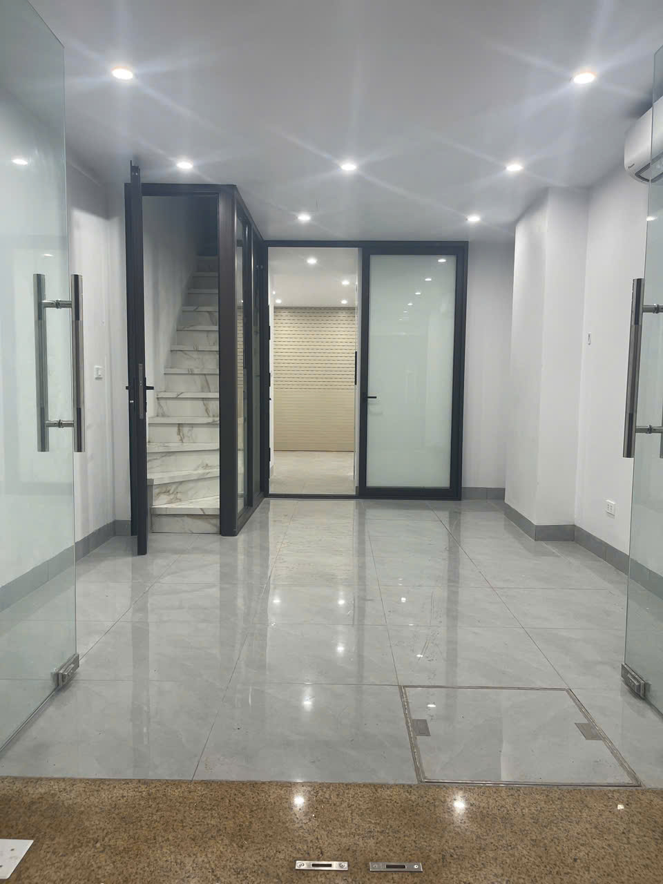 CHÍNH CHỦ CẦN CHO THUÊ NHÀ PHỐ PHAN VĂN TRƯỜNG TRONG KHU TẬP THỂ ĐH SƯ PHẠM - CẦU GIẤY- HÀ NỘI-4