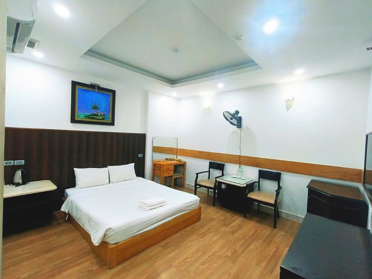 🔅 BÁN TÒA KHÁCH SẠN VIP MẶT PHỐ KHƯƠNG ĐÌNH, 140M2 8T MT 6.5M, 20 PHÒNG, CHỈ 89 TỶ 🔅