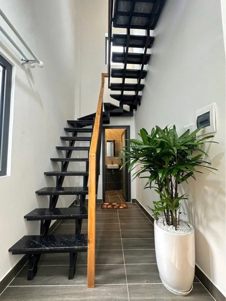 Nhà đẹp Quận 6 - Gần Quận 10 - 3 tầng mới ở ngay - Chỉ nhỉnh 5 tỷ - Thiết kế hiện đại - Hẻm thông-3
