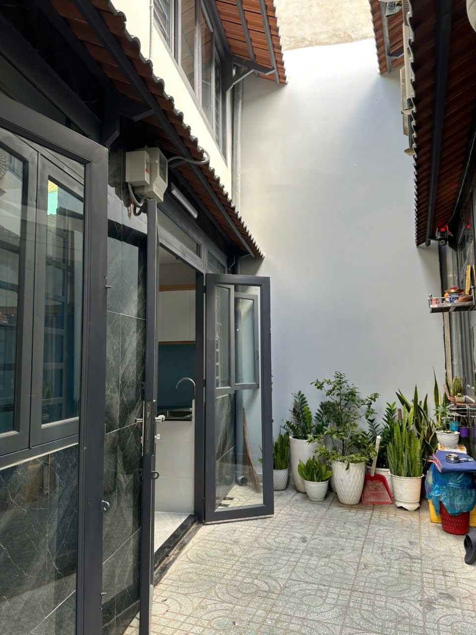 NHÀ ĐẸP - GIÁ TỐT - Bán 2 Căn Liền Kề Vị Trí Đẹp Tại Đường Hiệp Thành 10, Q.12, TP Hồ Chí Minh-4