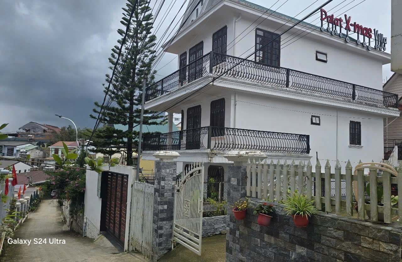 CHÍNH CHỦ BÁN Căn Vila Tuyệt Đẹp Tại Trần Quang Khải, Phường 8, TP Đà Lạt, Tỉnh Lâm Đồng - GIÁ SIÊU TỐT
