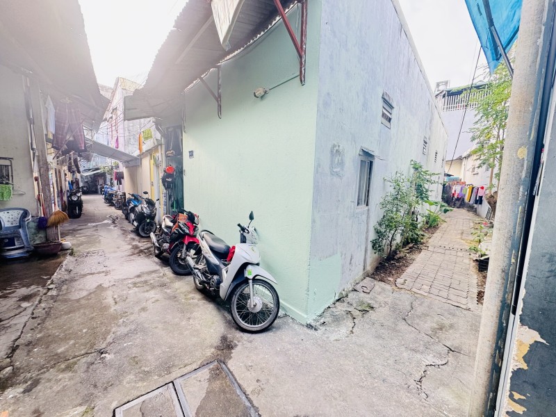 ♪ Lô góc kiệt rộng 3m, gần MT Bình An 7, 95m2, ngang 6m, nhỉnh 4 tỷ