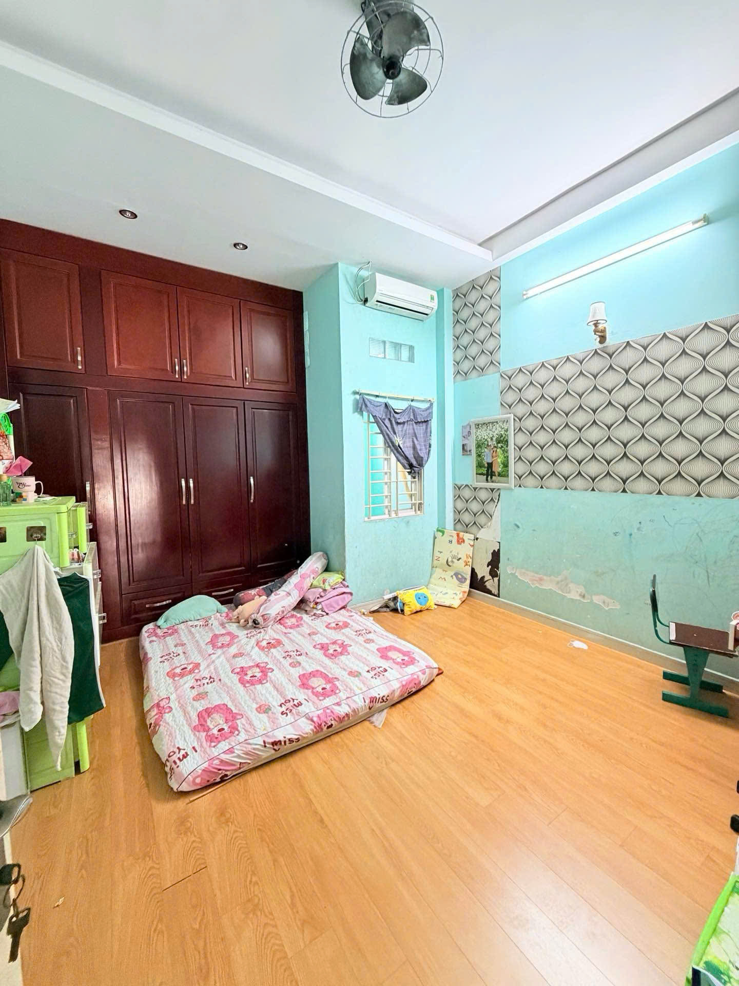 Bán nhà 1/ Đường Số 4, BHHA, Bình Tân - đường 8m  - 4x17.8m - 3 tầng BTCT - 6.7tỷ(tl)-4