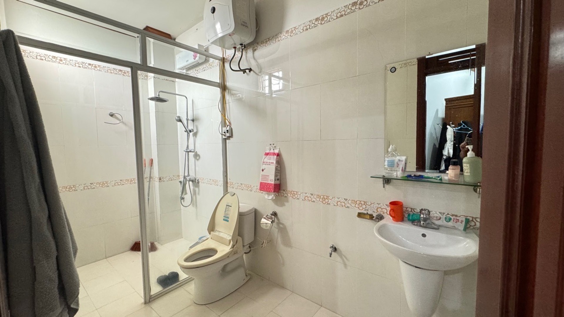 Mặt phố Tân Hà - Tuyến 2 Trường Chinh, nhà đẹp dân xây cực kỳ tâm huyết.-4