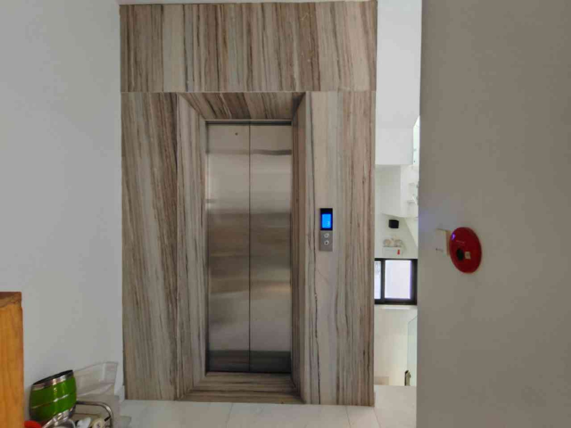 Mặt đường Lạch Tray - Vị trí vàng trung tâm, đối diện Cung Văn hóa Thiếu nhi.-1