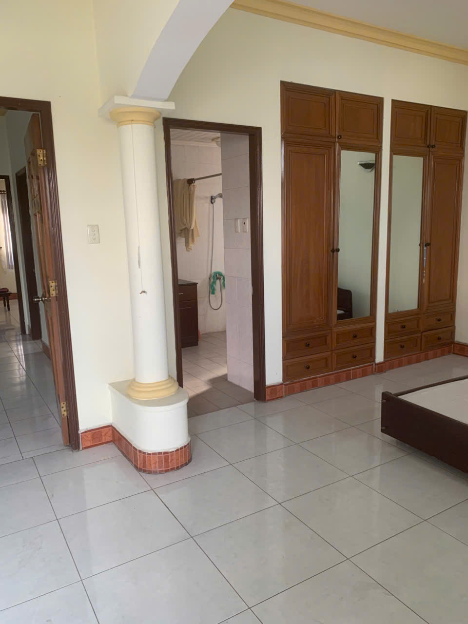 HOT !!! SIÊU PHẨM NHÀ ĐẸP THỦ ĐỨC GÓC 2 MẶT TIỀN – 176,6m² CHỈ 11 TỶ 800 TRIỆU
