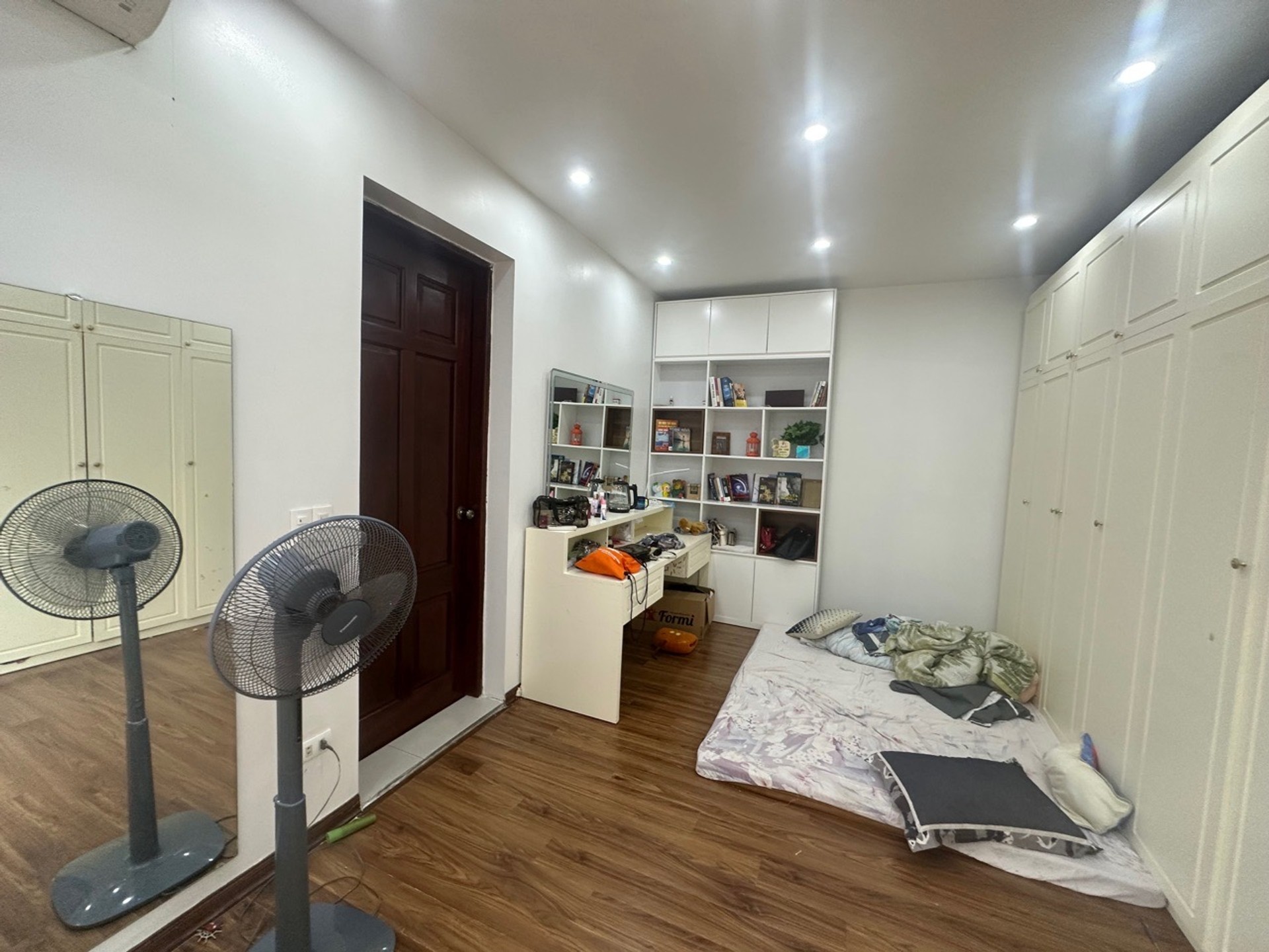 Biệt thự mini mặt phố Đồng Lập - Không gian sống đẳng cấp, vị trí hiếm.