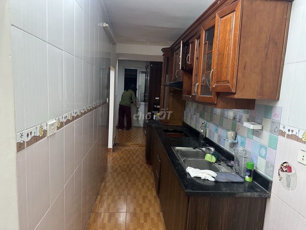 Chính chủ cho thuê căn hộ tầng 5 (45m²), Tập thể Trung Tự, đã cải tạo mới-3