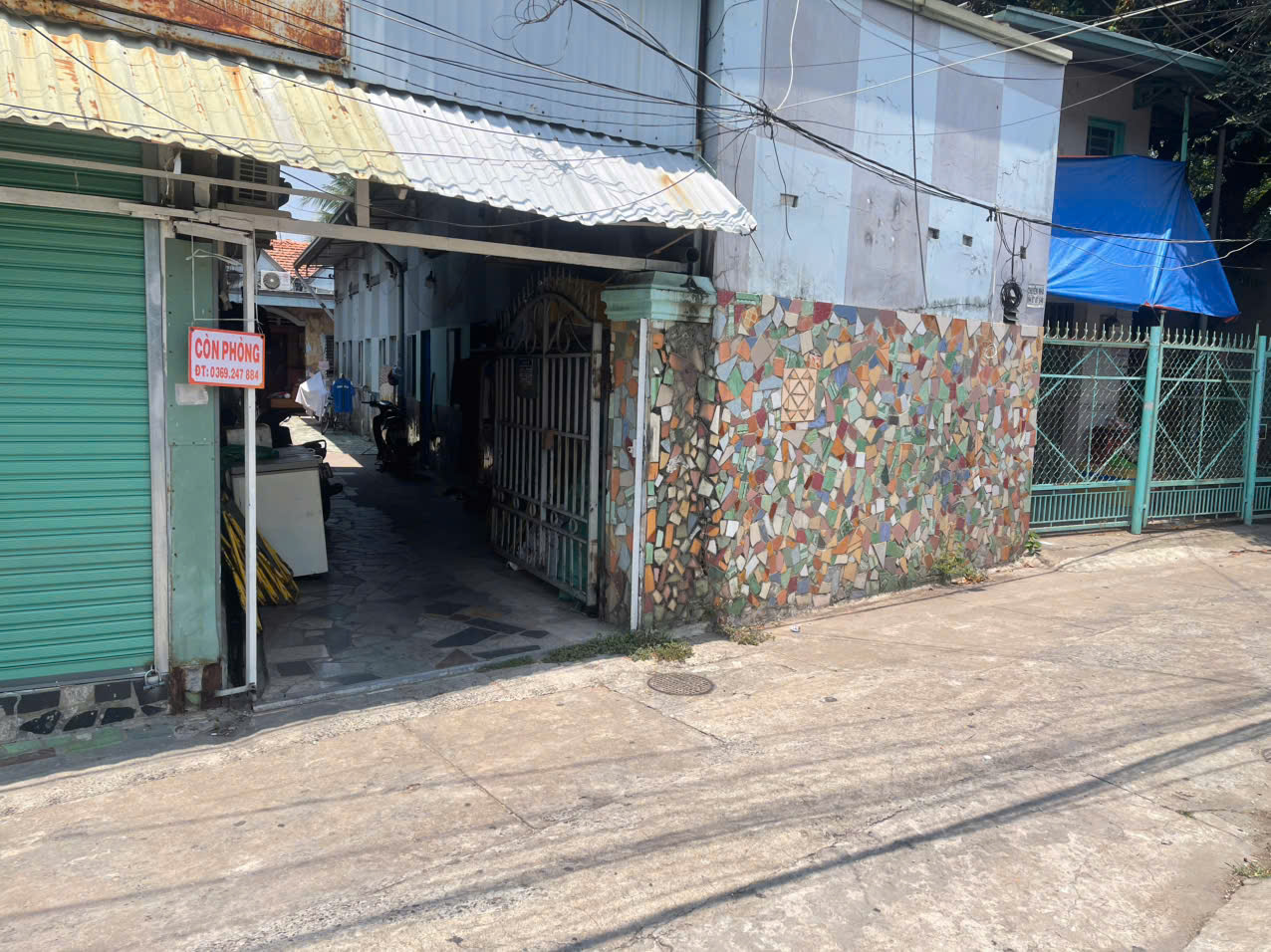 BÁN ĐẤT TẶNG NHÀ CẤP 4, 1 KIOT VÀ 18 PHÒNG TRỌ ĐANG KHAI THÁC – DÒNG TIỀN ỔN ĐỊNH – VỊ TRÍ TRUNG TÂM-3