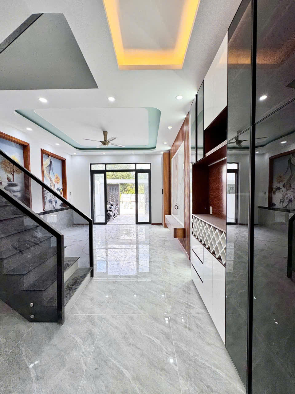 Bán nhà 2 Tầng P.Biên Hòa,SHR thổ cư,Đường nhựa 2 ô tô,gần trường Chu Văn An