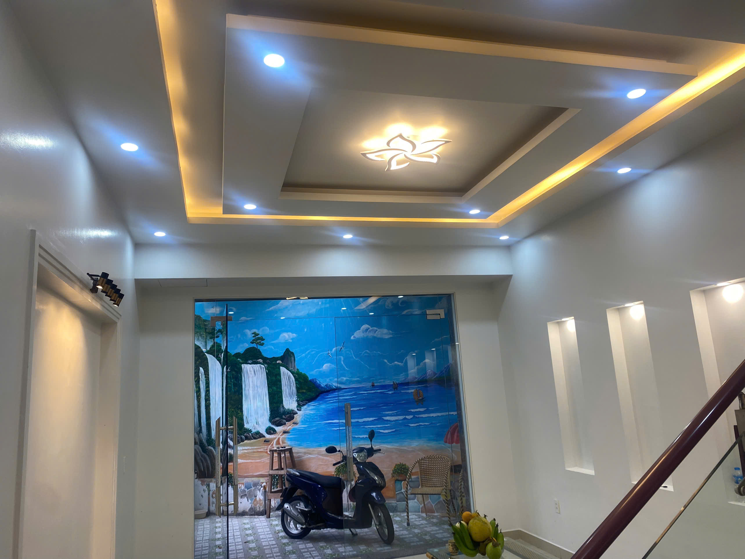 NHÀ DÂN XÂY CHẮC CHẮN – 5 PHÒNG NGỦ KHÉP KÍN – ĐANG CHO THUÊ 15 TRIỆU/THÁNG VĂN CAO