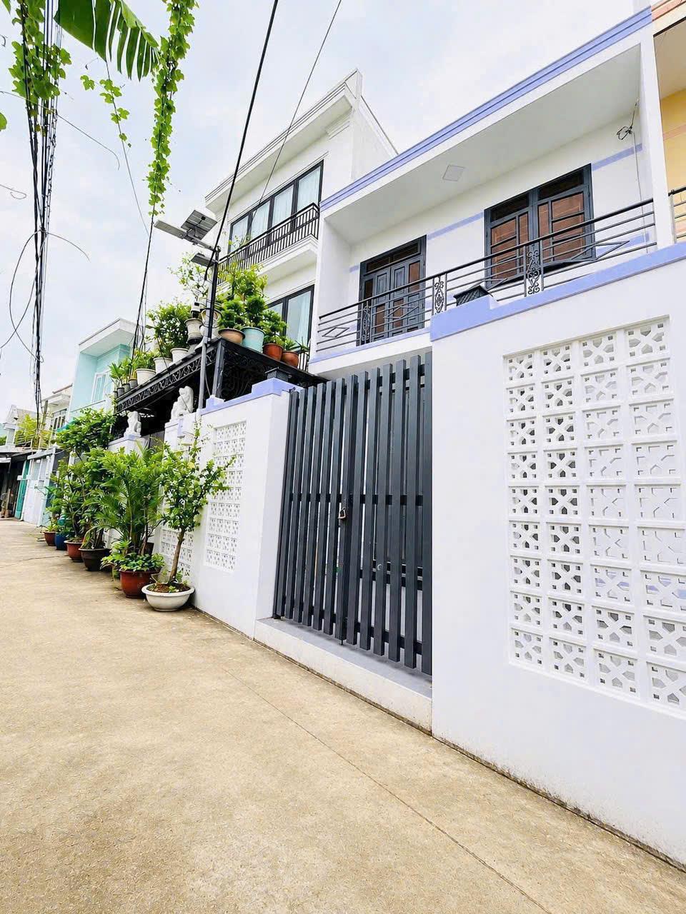 Chợ Bà Điểm , Khu Vực Trung Tâm Cách Phan Văn Hớn 100m