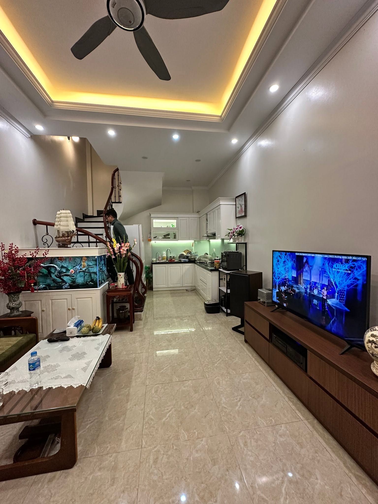 BÁN NHÀ PHÂN LÔ VIP KHUẤT DUY TIẾN, 41M2 4T, VỈA HÈ, OTO TRÁNH, Ở, KINH DOANH, VP, 16.X TỶ