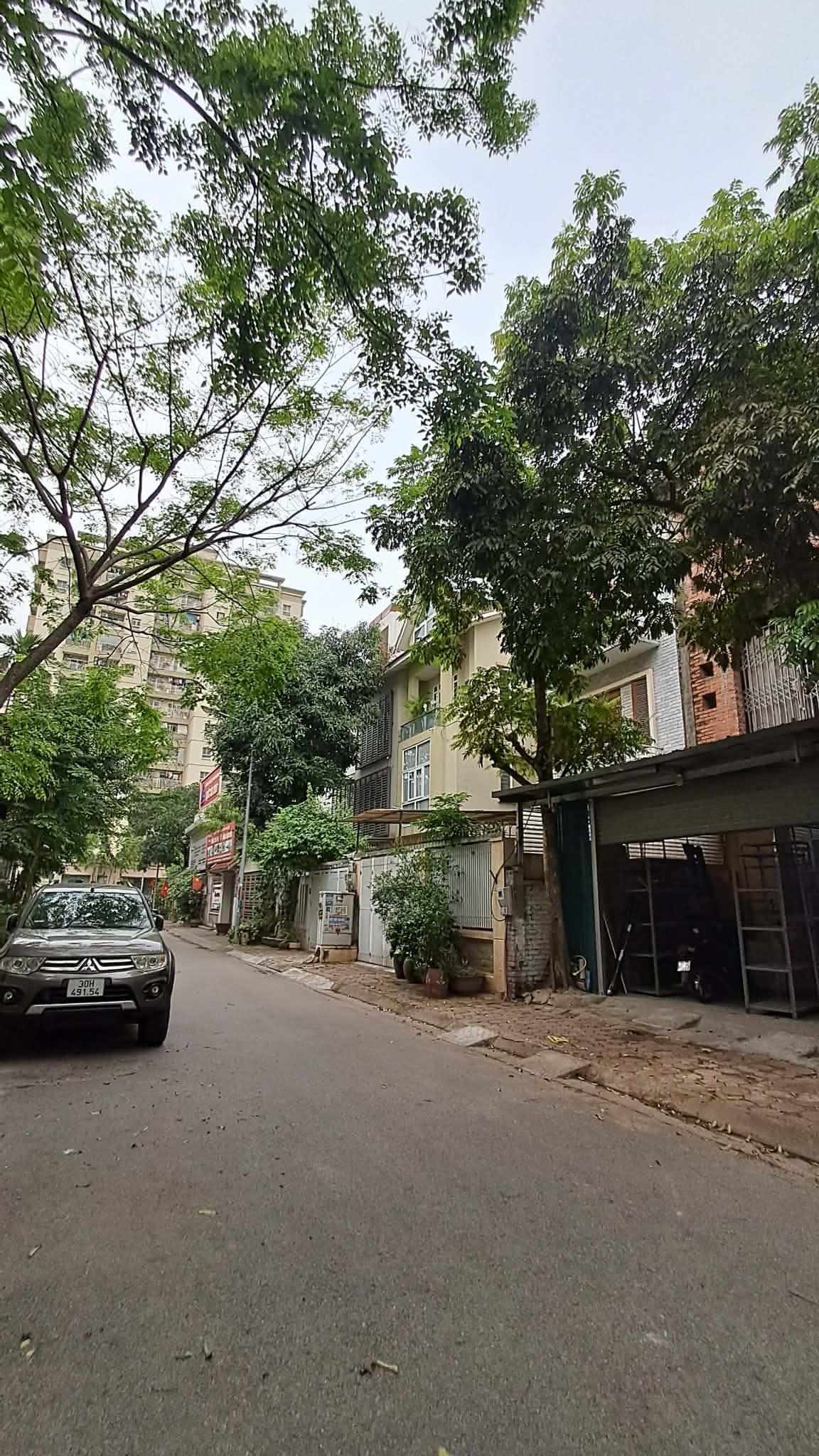 BÁN ĐẤT VIỆT HƯNG 90M2- MT 7M- VỈA HÈ, Ô TÔ TRÁNH- TÍCH SẢN-16.X TỶ-1
