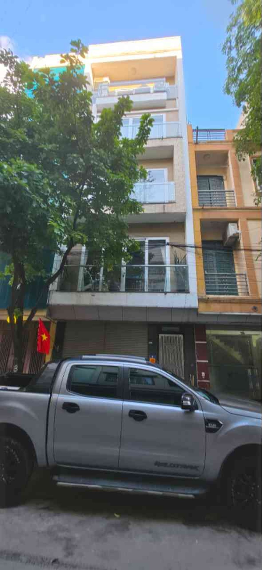 Bán nhà Thạch Bàn 11 tỷ 50m ô tô sổ đỏ Long Biên
