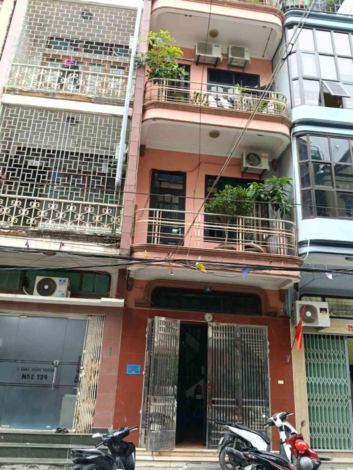 Bán nhà Thạch Bàn 10 tỷ 60m ô tô sổ đỏ Long Biên
