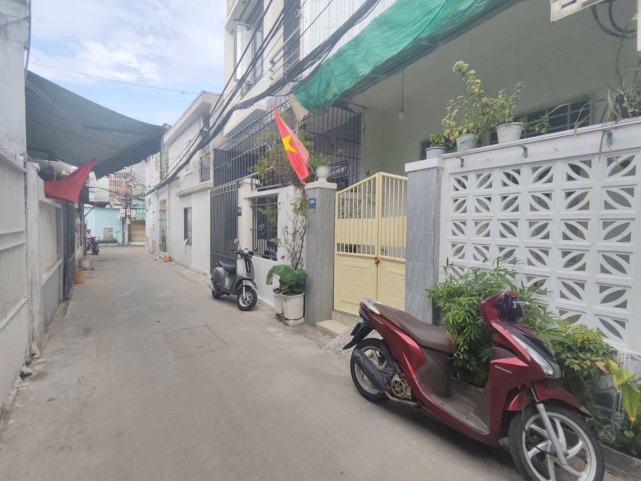 Bán nhà gác lửng kiệt Ô Tô Nguyễn Văn Huề - sát đường chính-3