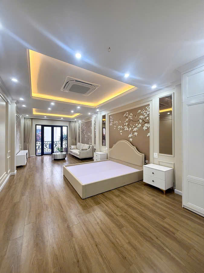 Vip!Nhà mặt ngõ Thạch Bàn,55M,MT 5.5M, thang máy full NT,gara ô tô,Full NT,hơn 11 tỷ