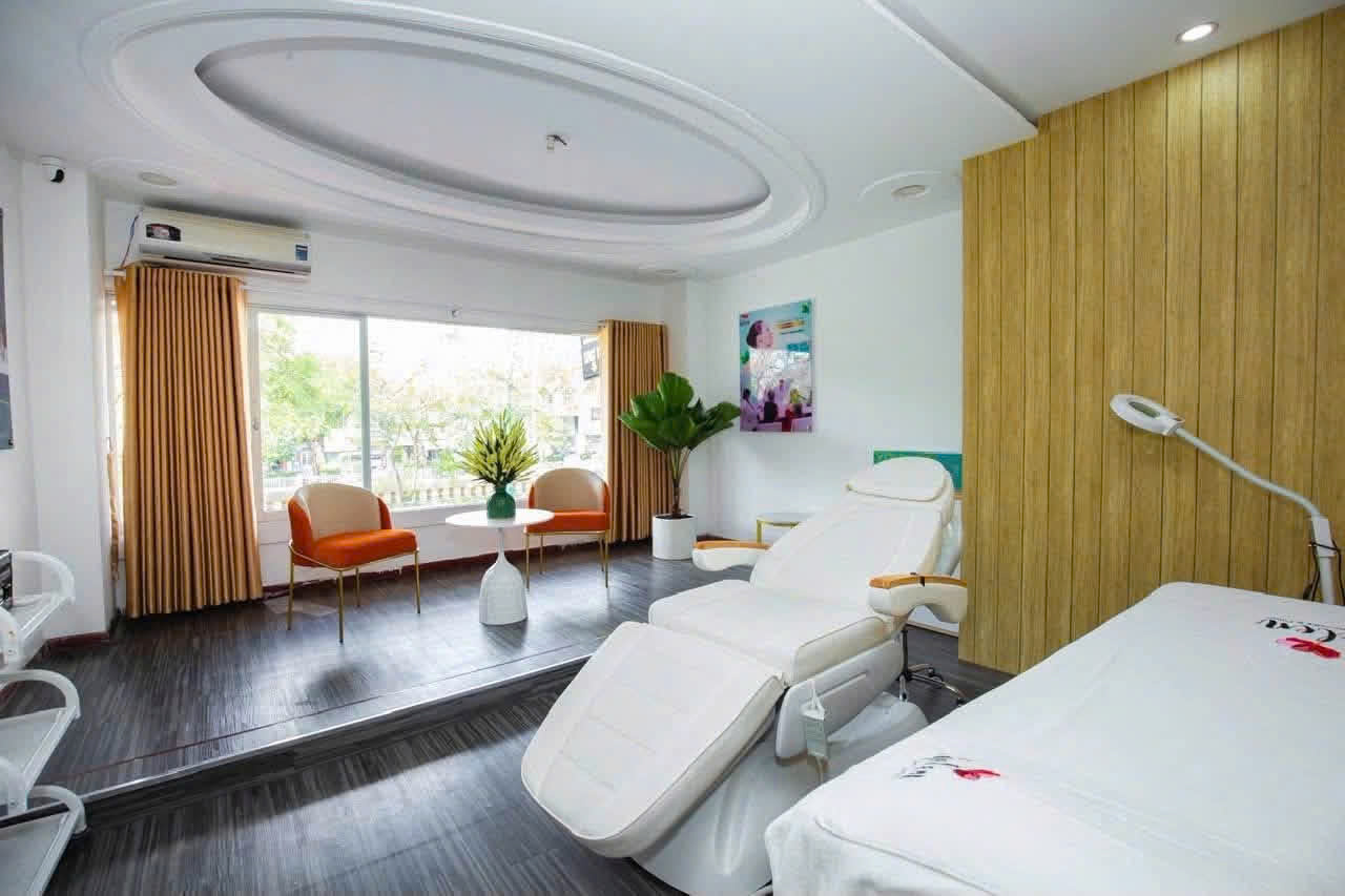 Vì việc gia đình không thể tiếp tục quản lý, mình cần sang nhượng lại toàn bộ tâm huyết Giá sang toàn bộ: 400 triệu