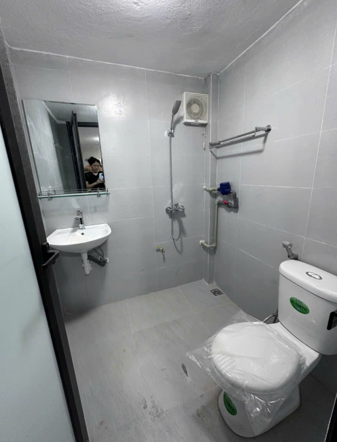 CHO THUÊ PHÒNG TRỌ MỚI XÂY – MẶT ĐƯỜNG TÔN THẤT TÙNG KÉO DÀI, KHỐI XUÂN TIẾN, HƯNG DŨNG, VINH, NGHỆ AN-4