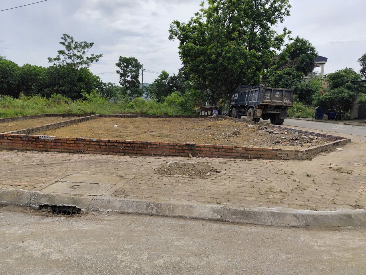 Chính chủ cần tiền bán nhanh đất tái định cư Phú Cát, Hòa Lạc - Vị trí đẹp - Phù hợp an cư hoặc đầu tư