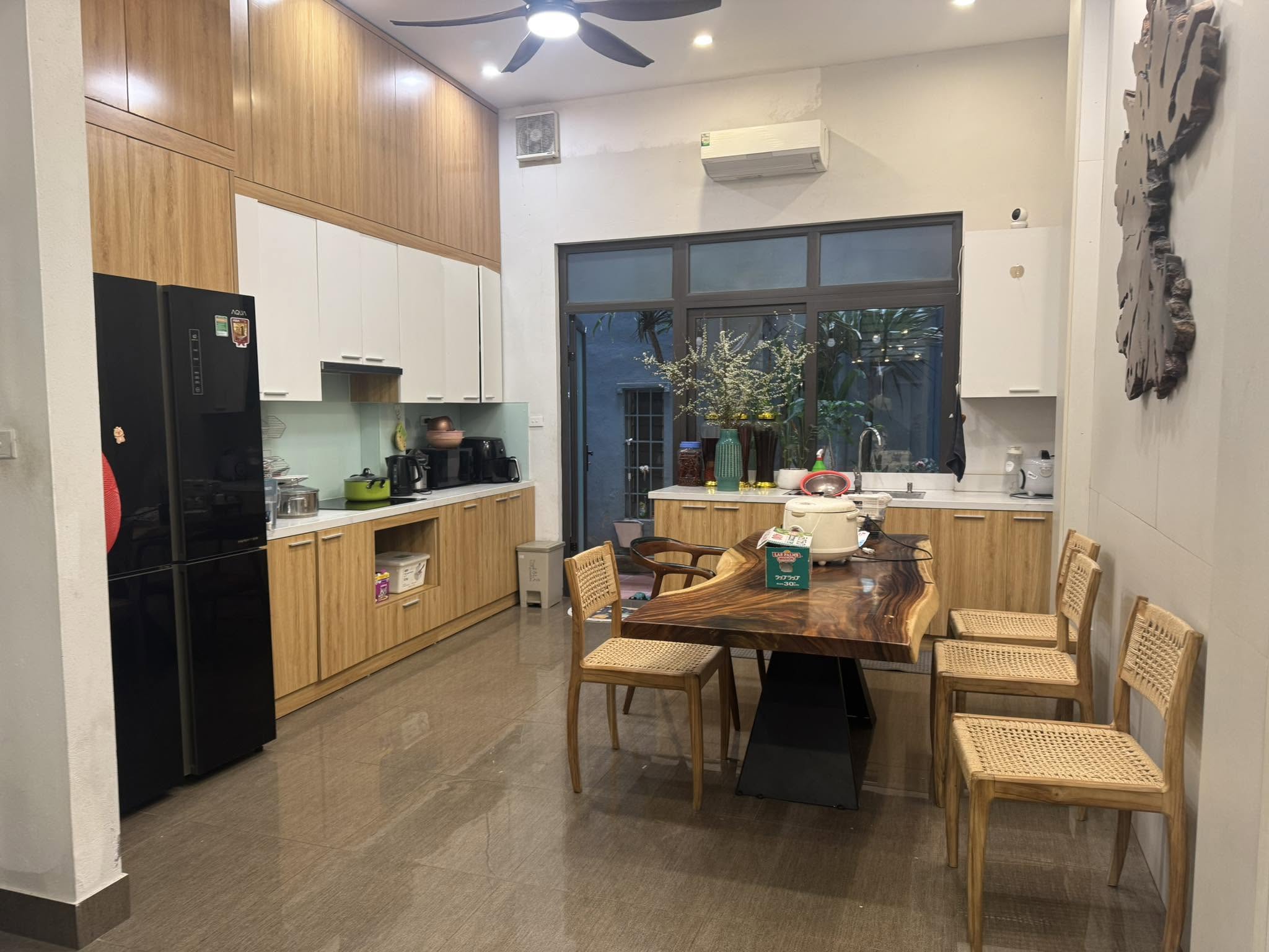 (Chính chủ) bán nhà phố Lò Đúc, 5 tầng, mặt tiền 4m, 60m2, 18.3 tỉ, phân lô, ô tô 5 tạ đỗ cửa