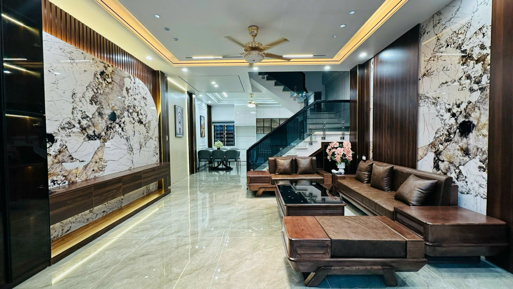 Tặng full nội thất - Nhà 3 tầng đẹp ngay bể bơi Quỳnh Hoàng, Nam Sơn, An Dương - Chỉ 3,85 tỷ-3