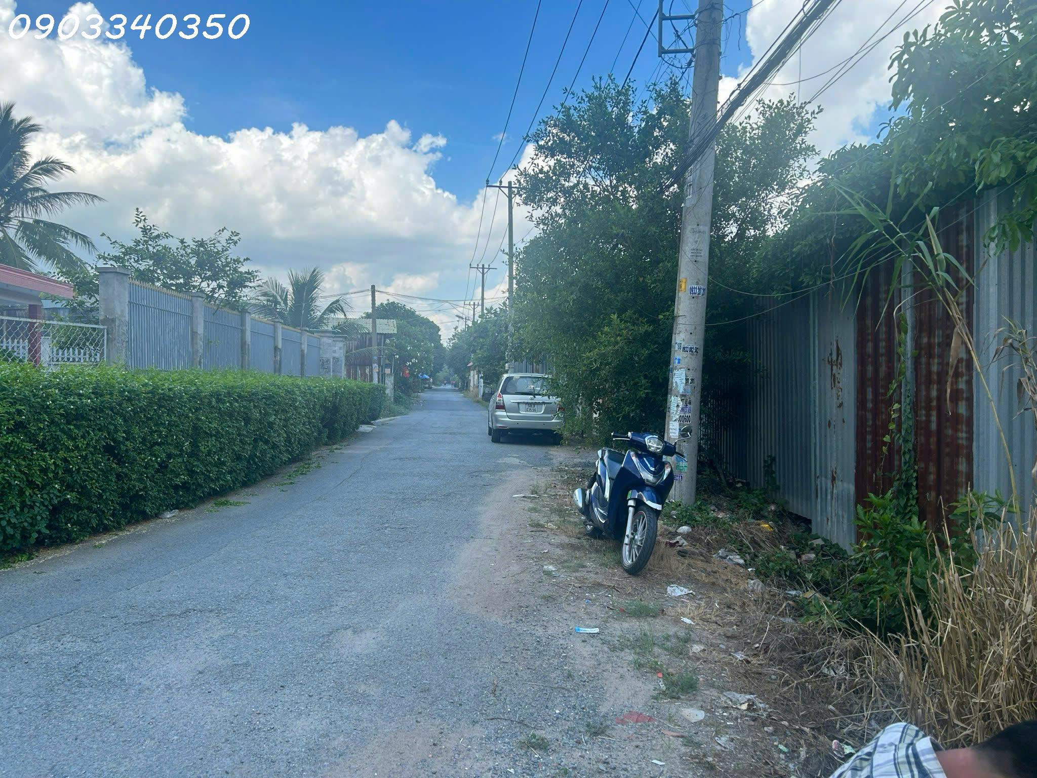 Bán lô đất siêu đẹp mặt tiền đường nhựa Nhị Bình 18, Hóc Môn, HCM, DT 1903,4m2. giá đầu tư