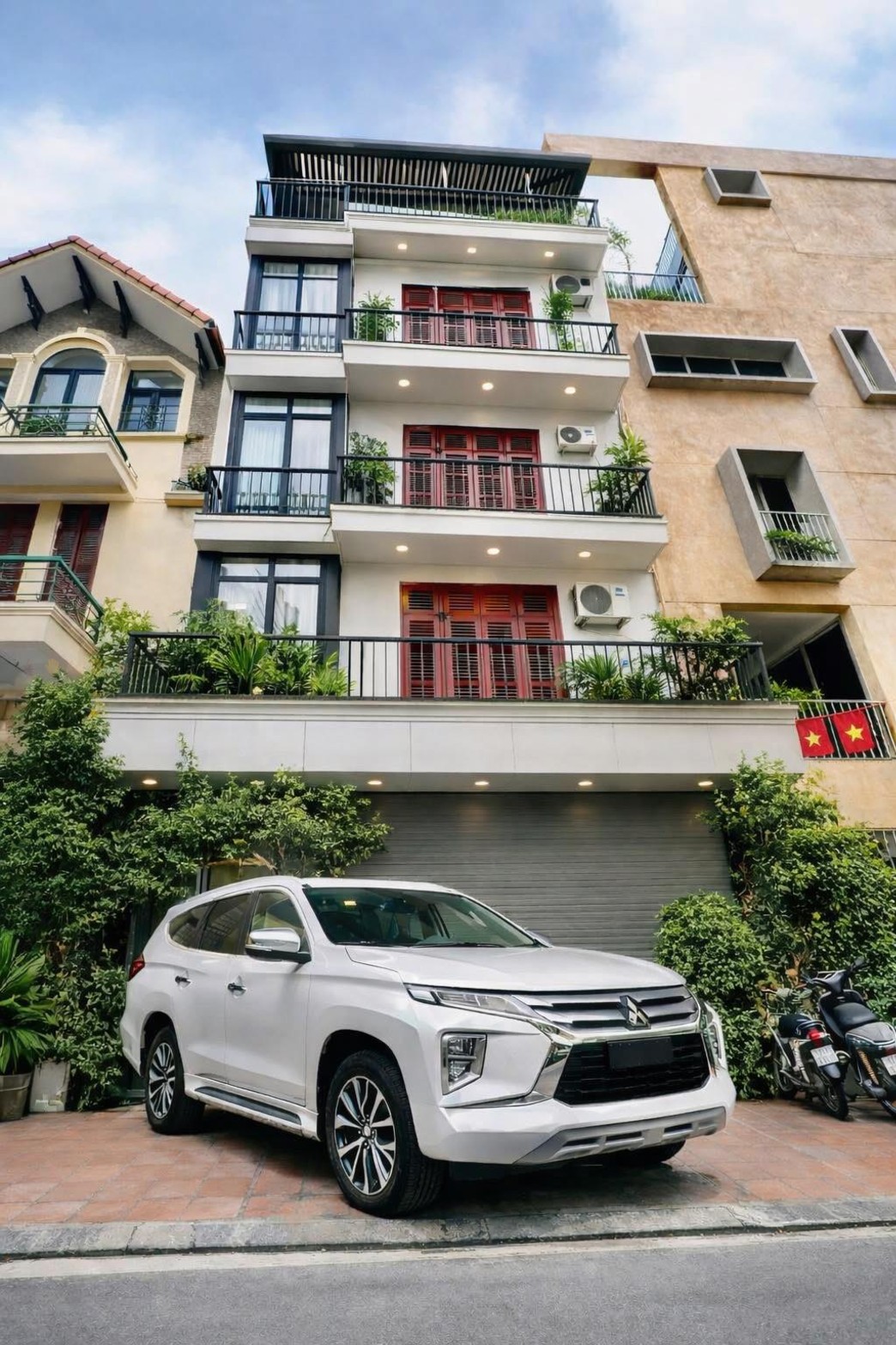 Bán nhà phố Võng Thị Trích Sài, 7 tầng thang máy, ô tô, nhỉnh 20 tỷ