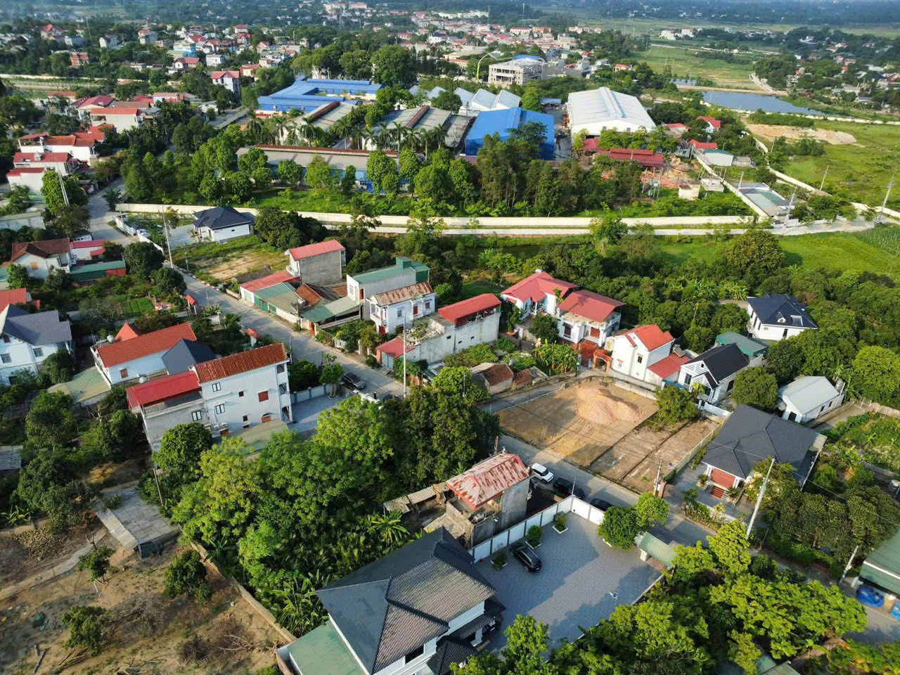 Hàng F0 kinh doanh.tại Liên Minh ,Thuỵ An - Quảng Oai, Ba Vì, Hà Nội - 2 Mặt tiền - Gần TL413